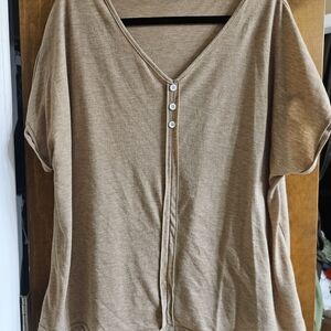 Button-Front V-Neck Short Sleeve Blouse in Tan